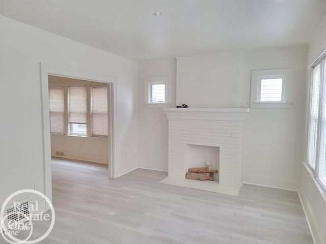 1456 Beaconsfield Street, Grosse Pointe Park, MI 48230