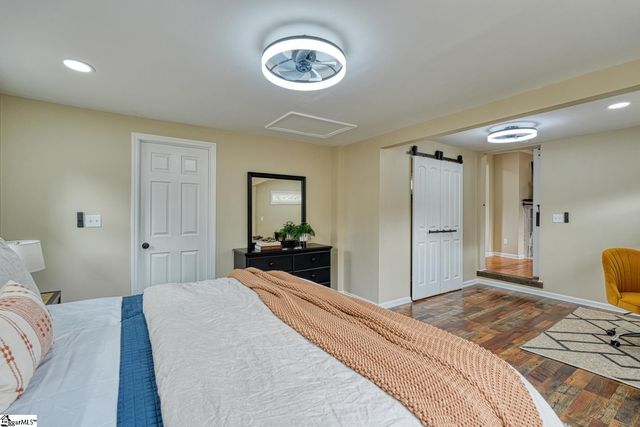 530 W Hayne Street, Woodruff, SC 29388