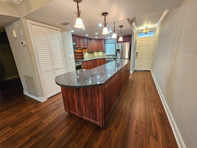 6020 SHORE BOULEVARD S 701, Gulfport, FL 33707