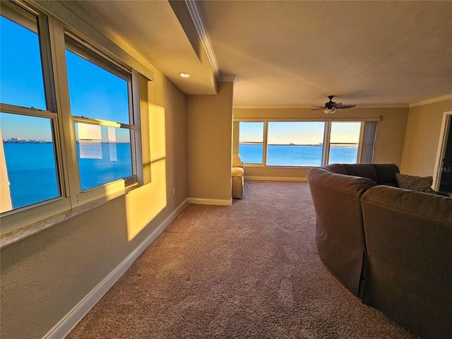 6020 SHORE BOULEVARD S 701, Gulfport, FL 33707