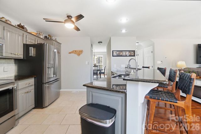 4218 Patriots Way, Gastonia, NC 28056