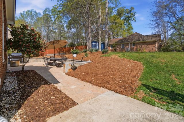 4218 Patriots Way, Gastonia, NC 28056