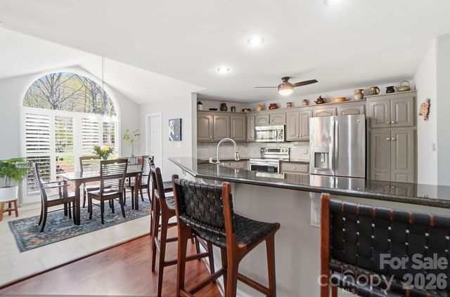 4218 Patriots Way, Gastonia, NC 28056