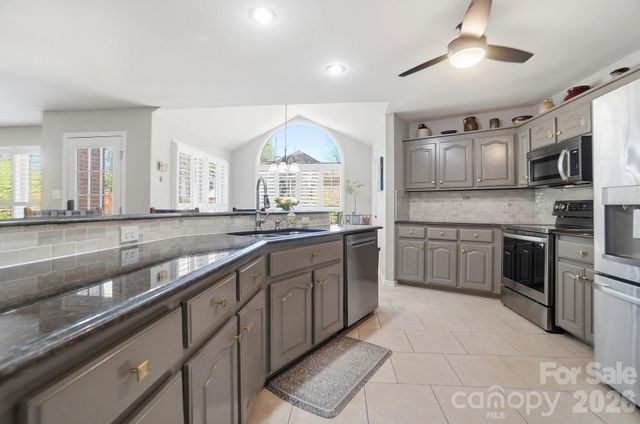 4218 Patriots Way, Gastonia, NC 28056