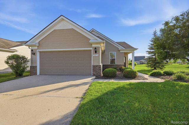9370 Sand Hill Drive, Grand Blanc Charter Township, MI 48439