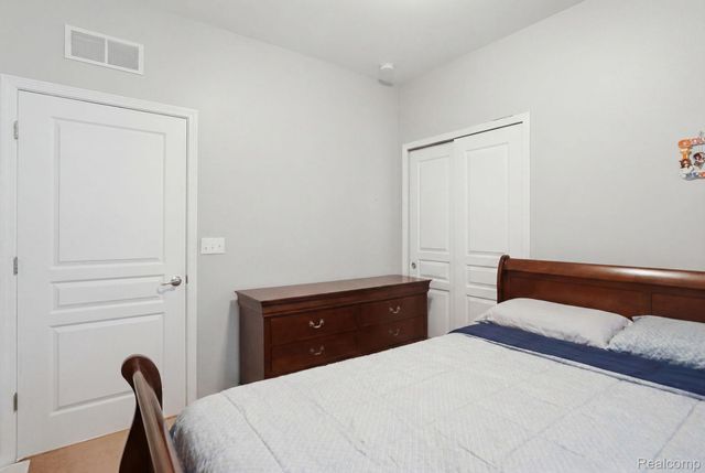 9370 Sand Hill Drive, Grand Blanc Charter Township, MI 48439
