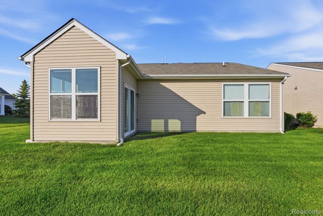 9370 Sand Hill Drive, Grand Blanc Charter Township, MI 48439