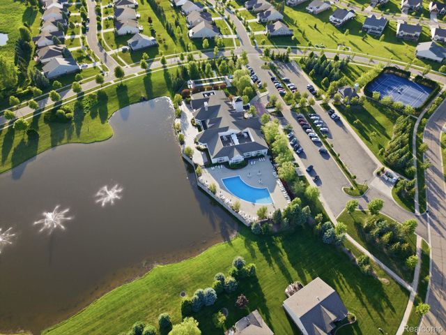 9370 Sand Hill Drive, Grand Blanc Charter Township, MI 48439