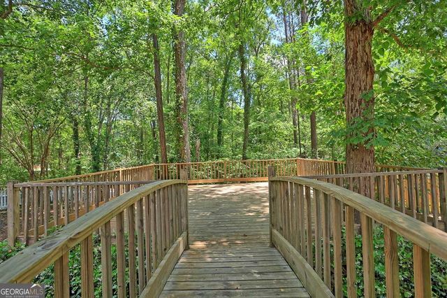 104 Longwood Drive, Savannah, GA 31405