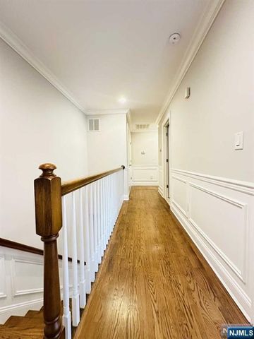 46 Skymark Court, Upper Saddle River, NJ 07458