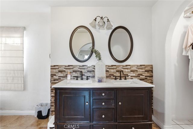 17651 Santa Ana, Bloomington, CA 92316