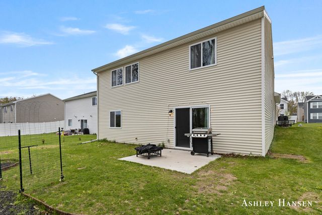 812 Strauss Court, Greenville, MI 48838