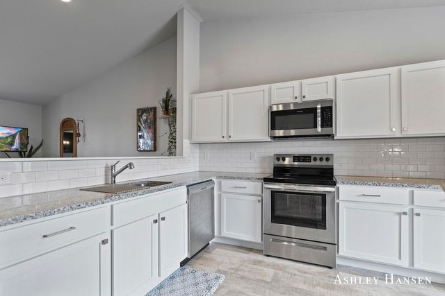 812 Strauss Court, Greenville, MI 48838