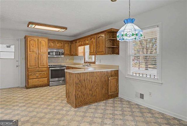 7764 Morant Drive, Jonesboro, GA 30236