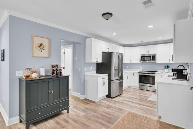 5717 Chaplins Landing Road, Hollywood, SC 29449