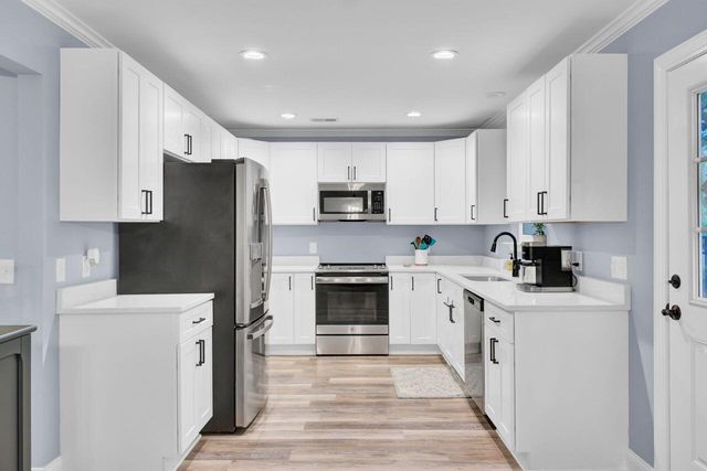 5717 Chaplins Landing Road, Hollywood, SC 29449