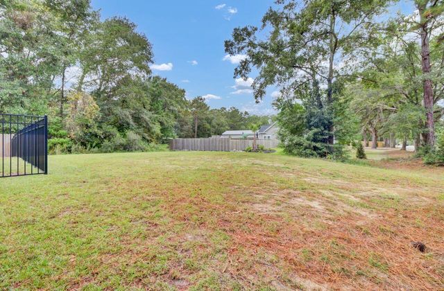 5717 Chaplins Landing Road, Hollywood, SC 29449