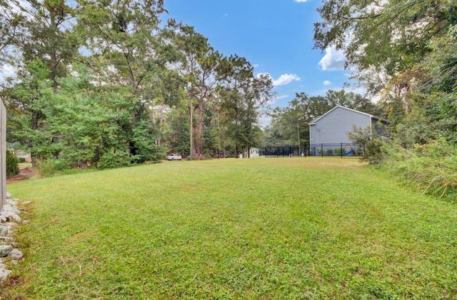 5717 Chaplins Landing Road, Hollywood, SC 29449