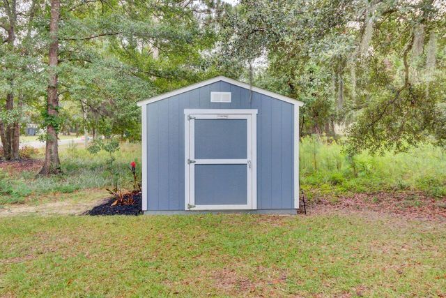 5717 Chaplins Landing Road, Hollywood, SC 29449