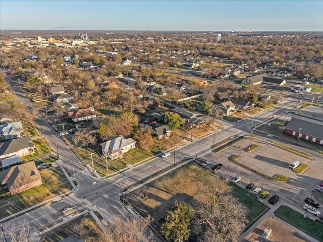 2221 Walnut Street, Greenville, TX 75401