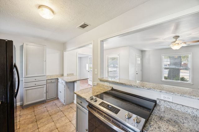 10433 Cayuga Drive, Dallas, TX 75228