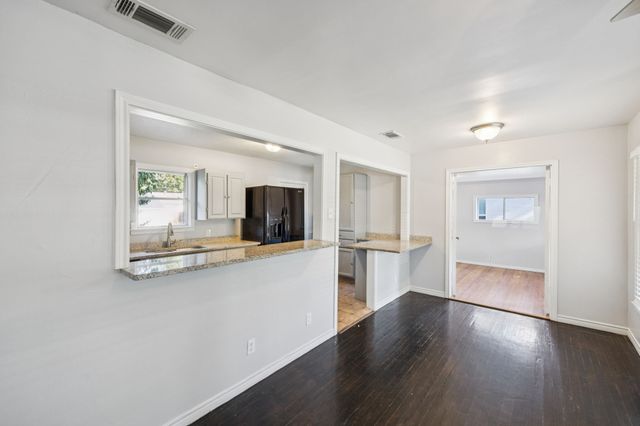 10433 Cayuga Drive, Dallas, TX 75228