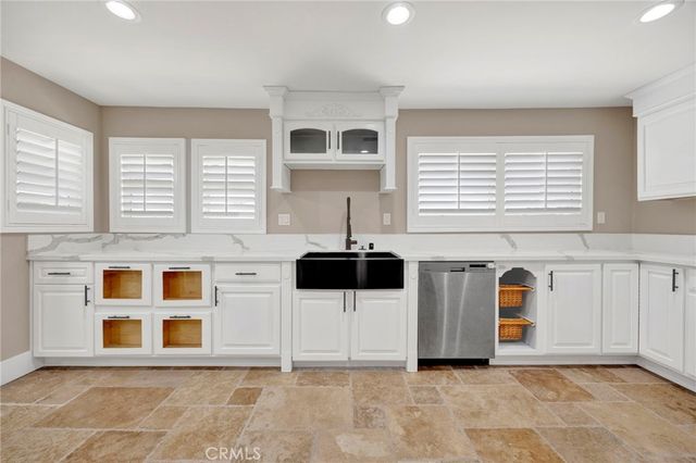 517 King, Monrovia, CA 91016