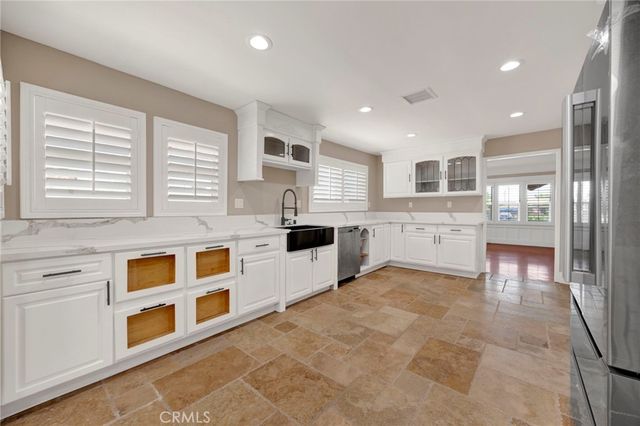 517 King, Monrovia, CA 91016