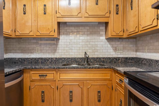 210 25th Ave S Apt 13, Myrtle Beach, SC 29577