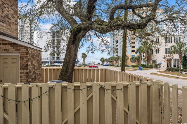 210 25th Ave S Apt 13, Myrtle Beach, SC 29577