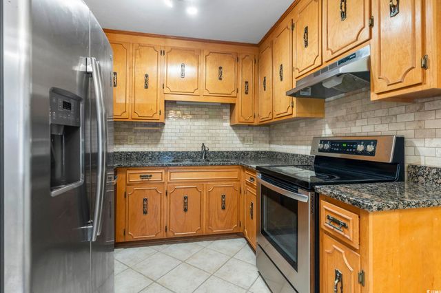 210 25th Ave S Apt 13, Myrtle Beach, SC 29577