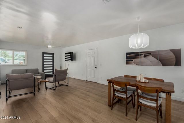829 W Mitchell Drive, Phoenix, AZ 85013