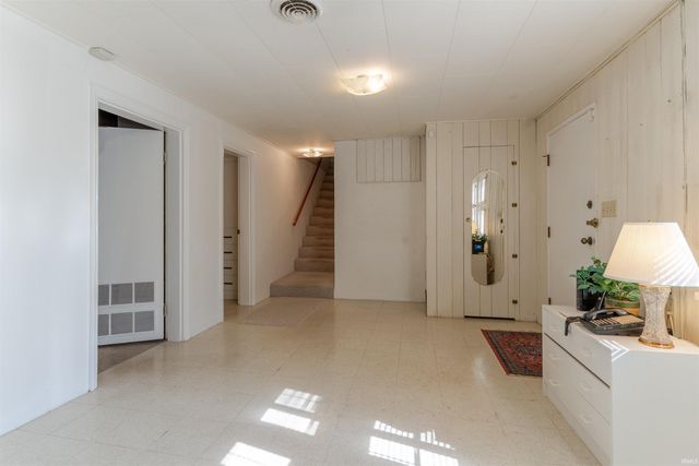 520 Scenic Drive, Evansville, IN 47715