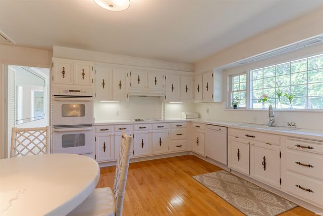 520 Scenic Drive, Evansville, IN 47715