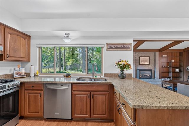 3357 Tacoma Circle, Ann Arbor, MI 48108