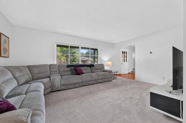 3357 Tacoma Circle, Ann Arbor, MI 48108
