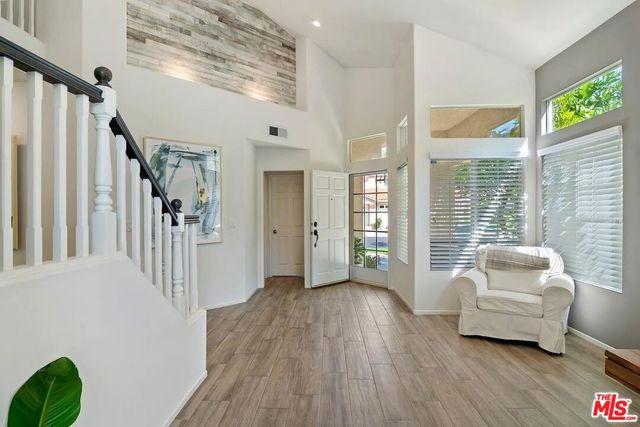 4724 Rhapsody Drive, Oak Park, CA 91377