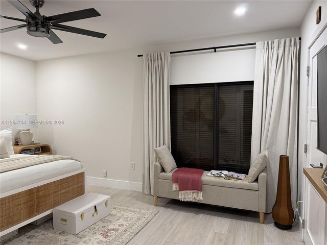 15896 Kilmarnock Dr 15896, Miami Lakes, FL 33014