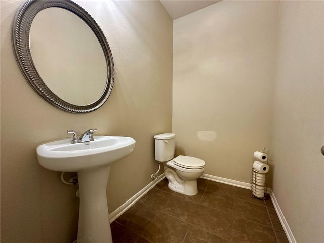 11111 Kingsnorth Drive, Tomball, TX 77375