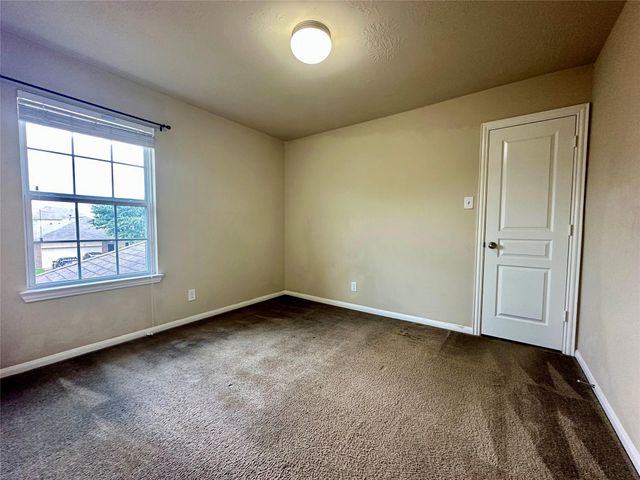 11111 Kingsnorth Drive, Tomball, TX 77375