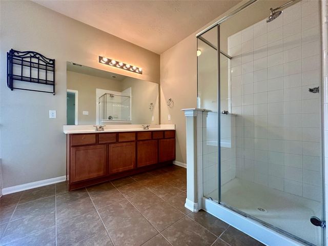 11111 Kingsnorth Drive, Tomball, TX 77375