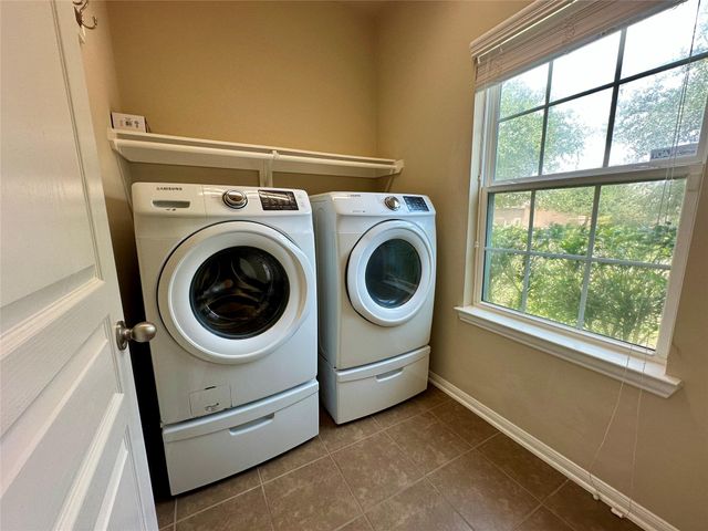 11111 Kingsnorth Drive, Tomball, TX 77375