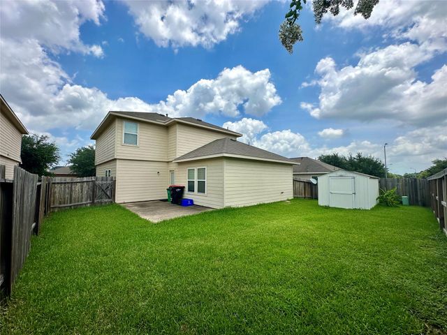 11111 Kingsnorth Drive, Tomball, TX 77375
