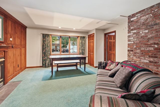 81 Ware St, Dedham, MA 02026