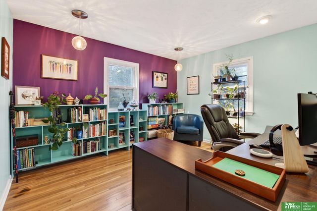 7812 Jackson Street, Omaha, NE 68114