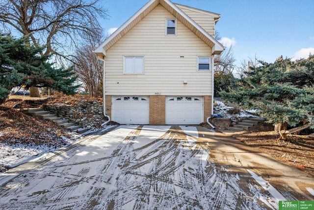 7812 Jackson Street, Omaha, NE 68114