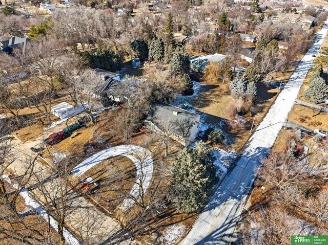 7812 Jackson Street, Omaha, NE 68114