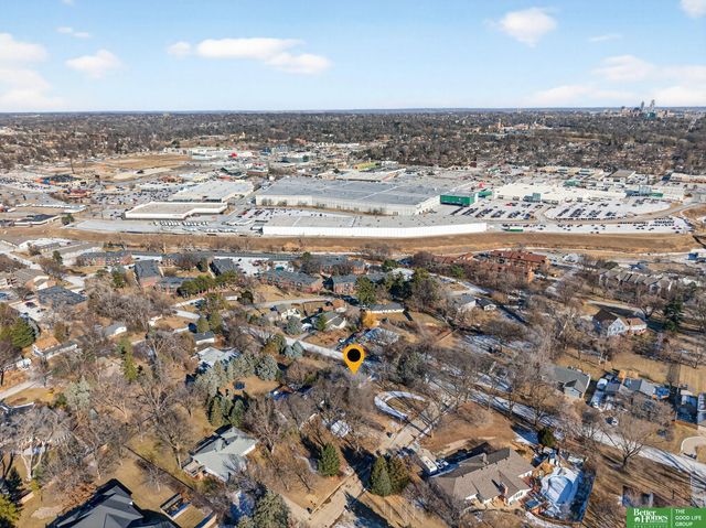 7812 Jackson Street, Omaha, NE 68114