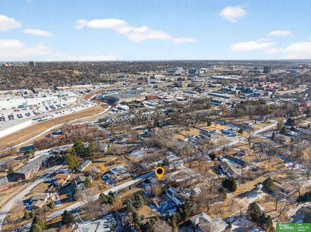 7812 Jackson Street, Omaha, NE 68114