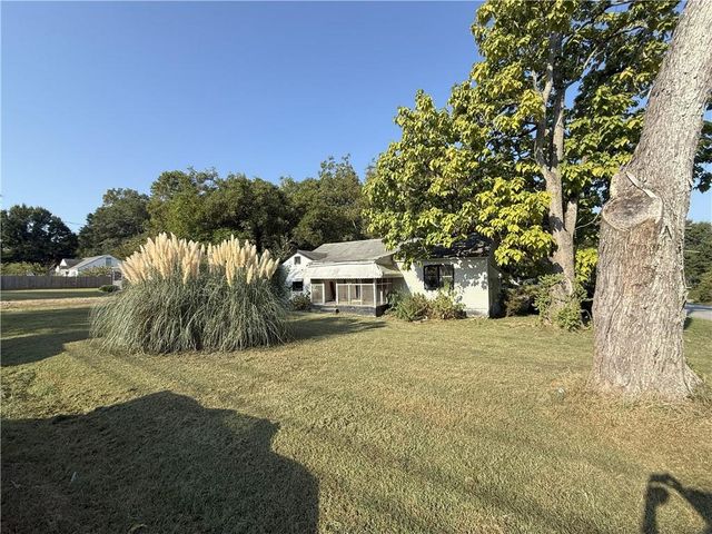 1948 Benson SE Avenue, Smyrna, GA 30080